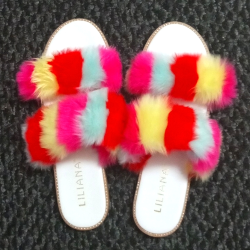 Liliana Flat Sandals. Size 10